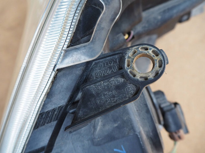 Frontscheinwerfer Subaru Legacy 10020064 Rechts Scheinwerfer Headlight SCH6351077548lv