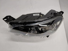 Laden Sie das Bild in den Galerie-Viewer, Frontscheinwerfer Peugeot Partner 9816826980 Links Scheinwerfer Headlight SCH6351172746fr