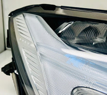 Laden Sie das Bild in den Galerie-Viewer, Frontscheinwerfer Volvo Xc60 31420412 4E551E35 Rechts Scheinwerfer Headlight SCH6352537947hu