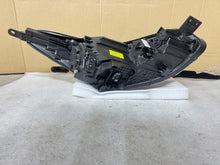 Laden Sie das Bild in den Galerie-Viewer, Frontscheinwerfer Kia Sportage IV 92101F1100 Links Scheinwerfer Headlight SCH6357275112gq