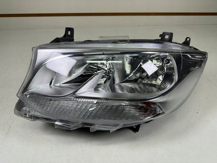 Frontscheinwerfer Mercedes-Benz Sprinter A9109060000 Rechts Headlight SCH6363619939zb