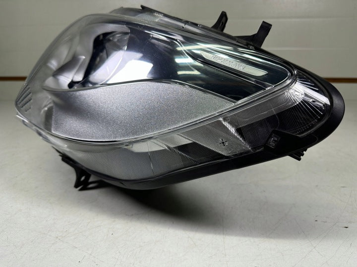 Frontscheinwerfer Mercedes-Benz Sprinter A9109060000 Rechts Headlight SCH6363619939zb