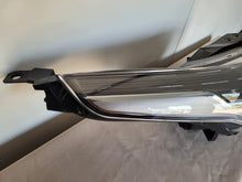Laden Sie das Bild in den Galerie-Viewer, Frontscheinwerfer Kia Xceed J792111040 LED Rechts Scheinwerfer Headlight SCH6369796387ef