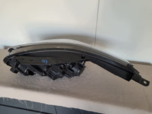 Laden Sie das Bild in den Galerie-Viewer, Frontscheinwerfer Kia Xceed J792111040 LED Rechts Scheinwerfer Headlight SCH6369796387ef