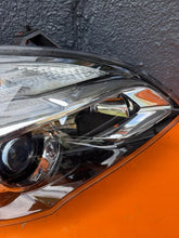 Laden Sie das Bild in den Galerie-Viewer, Frontscheinwerfer Opel Meriva B 13372334 Rechts Scheinwerfer Headlight SCH6374517202ys