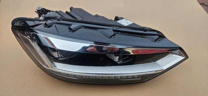 Frontscheinwerfer VW Touran 5TB941082D LED Rechts Scheinwerfer Headlight SCH6376166681lh