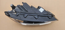 Laden Sie das Bild in den Galerie-Viewer, Frontscheinwerfer VW Touran 5TB941082D LED Rechts Scheinwerfer Headlight SCH6376166681lh