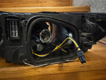 Laden Sie das Bild in den Galerie-Viewer, Frontscheinwerfer Volvo S40 31299614 Links Scheinwerfer Headlight SCH6377968276pp