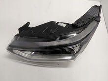 Laden Sie das Bild in den Galerie-Viewer, Frontscheinwerfer Ssangyong Korando C300 8310137101 LED Links Headlight SCH6378476607iu