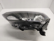 Laden Sie das Bild in den Galerie-Viewer, Frontscheinwerfer Ssangyong Korando C300 8310137101 LED Links Headlight SCH6378476607iu