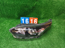 Load image into Gallery viewer, Frontscheinwerfer Kia Ceed 92101J7051 Links Scheinwerfer Headlight SCH6380762830vo