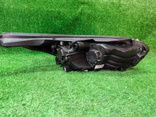 Load image into Gallery viewer, Frontscheinwerfer Kia Ceed 92101J7051 Links Scheinwerfer Headlight SCH6380762830vo