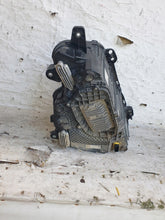Load image into Gallery viewer, Frontscheinwerfer Volvo 23920858 Links Scheinwerfer Headlight SCH6390980222mq