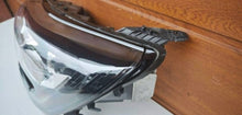 Laden Sie das Bild in den Galerie-Viewer, Frontscheinwerfer Renault Megane IV 260602792R 90060924 Links Headlight SCH6391035464gi