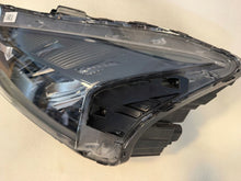 Laden Sie das Bild in den Galerie-Viewer, Frontscheinwerfer Hyundai Bayon 92101Q0600 Links Scheinwerfer Headlight SCH6399520736ud
