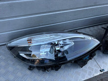 Laden Sie das Bild in den Galerie-Viewer, Frontscheinwerfer Renault Scenic 260601946R 260108453R Ein Satz Headlight SCH6399633704at