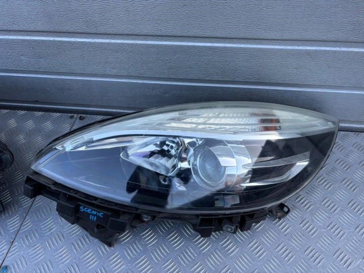 Frontscheinwerfer Renault Scenic 260601946R 260108453R Ein Satz Headlight SCH6399633704at