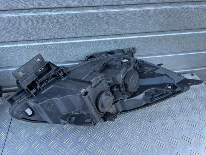 Frontscheinwerfer Renault Scenic 260601946R 260108453R Ein Satz Headlight SCH6399633704at