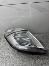 Laden Sie das Bild in den Galerie-Viewer, Frontscheinwerfer Nissan Interstar 26010BZ50A Rechts Scheinwerfer Headlight SCH6403735608qb