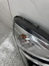Laden Sie das Bild in den Galerie-Viewer, Frontscheinwerfer Nissan Interstar 26010BZ50A Rechts Scheinwerfer Headlight SCH6403735608qb