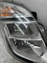 Laden Sie das Bild in den Galerie-Viewer, Frontscheinwerfer Nissan Interstar 26010BZ50A Rechts Scheinwerfer Headlight SCH6403735608qb