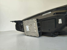 Laden Sie das Bild in den Galerie-Viewer, Frontscheinwerfer Ford Focus JX7B-13E016-AH Rechts Scheinwerfer Headlight SCH6411213542xh