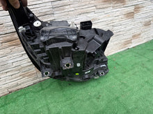 Laden Sie das Bild in den Galerie-Viewer, Frontscheinwerfer BMW I3 9853413 Links Scheinwerfer Headlight SCH6414977999zv