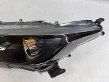 Load image into Gallery viewer, Frontscheinwerfer Toyota Yaris CCI4390 Links Scheinwerfer Headlight SCH6420713968uj