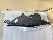 Laden Sie das Bild in den Galerie-Viewer, Frontscheinwerfer Volvo Xc90 II 31655807 Links Scheinwerfer Headlight SCH6421138738vn