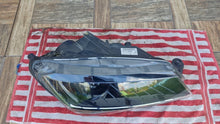 Laden Sie das Bild in den Galerie-Viewer, Frontscheinwerfer Skoda Superb III 3V1941016B Xenon Rechts Headlight SCH6421294362hu