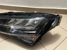 Load image into Gallery viewer, Frontscheinwerfer Skoda Superb III 3V1941015C Full LED Links Headlight SCH6422859489qu