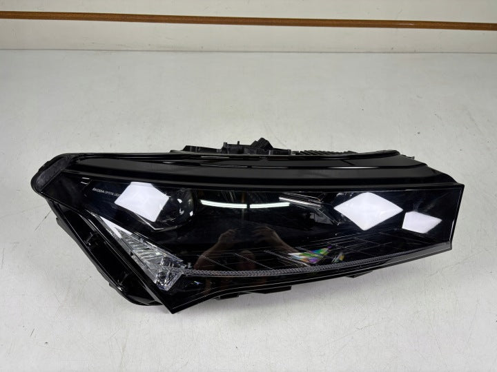Frontscheinwerfer Skoda Enyaq 5LB941016A LED Rechts Scheinwerfer Headlight SCH6429994021ex