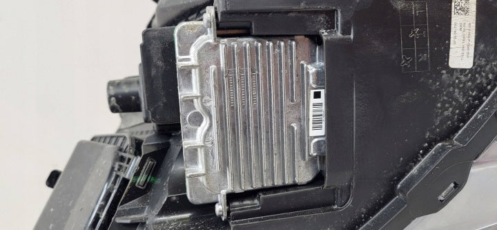 Frontscheinwerfer Opel Vivaro 9832837680 Links Scheinwerfer Headlight SCH6430803750vv