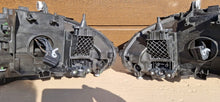 Laden Sie das Bild in den Galerie-Viewer, Frontscheinwerfer BMW 2 G42 5A03E38 5A320F3 Ein Satz Scheinwerfer Headlight SCH6431107256rl