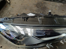 Laden Sie das Bild in den Galerie-Viewer, Frontscheinwerfer Mercedes-Benz W247 A2479064204 LED Rechts Headlight SCH6442374313cw