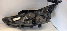 Laden Sie das Bild in den Galerie-Viewer, Frontscheinwerfer Hyundai I30 92101G4000 Rechts Scheinwerfer Headlight SCH6444088926pd