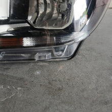 Load image into Gallery viewer, Frontscheinwerfer Man Tge Crafter 7C1941005 Links Scheinwerfer Headlight SCH6447344985hm