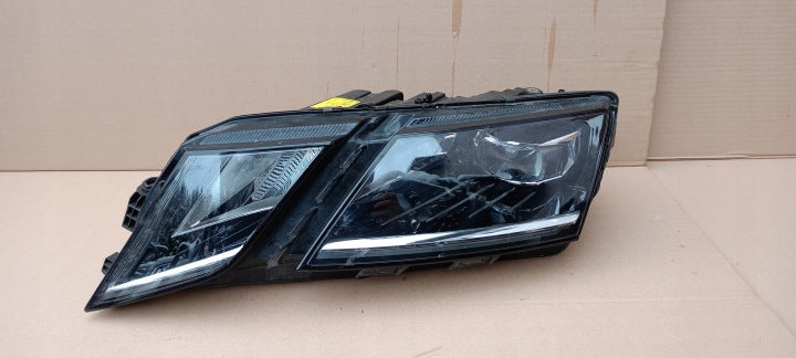 Frontscheinwerfer Skoda Octavia III 5E1941015D Links Scheinwerfer Headlight SCH6451413031wa