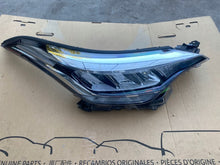 Laden Sie das Bild in den Galerie-Viewer, Frontscheinwerfer Toyota Chr 81110-F4180 Rechts Scheinwerfer Headlight SCH6457579159cu