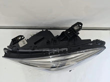 Laden Sie das Bild in den Galerie-Viewer, Frontscheinwerfer Mercedes-Benz Cla A1179065100 Xenon Links Headlight SCH6458302918fn