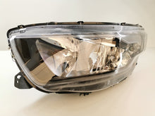 Laden Sie das Bild in den Galerie-Viewer, Frontscheinwerfer Iveco Daily IV 05802476874 Links Scheinwerfer Headlight SCH6459695778xn