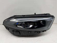 Laden Sie das Bild in den Galerie-Viewer, Frontscheinwerfer Mercedes-Benz W177 A1779066004 LED Rechts Headlight SCH6461143006wn