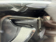 Laden Sie das Bild in den Galerie-Viewer, Frontscheinwerfer Mercedes-Benz W177 A1779066004 LED Rechts Headlight SCH6461143006wn