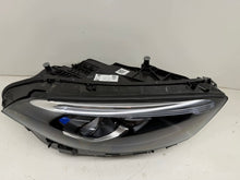 Laden Sie das Bild in den Galerie-Viewer, Frontscheinwerfer Mercedes-Benz W177 A1779066004 LED Rechts Headlight SCH6461143006wn