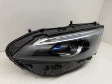 Laden Sie das Bild in den Galerie-Viewer, Frontscheinwerfer Mercedes-Benz W177 A1779066004 LED Rechts Headlight SCH6461143006wn