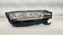 Load image into Gallery viewer, Frontscheinwerfer Skoda Octavia IV 5E4941016 LED Rechts Scheinwerfer Headlight SCH6470201164mn