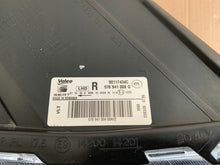 Laden Sie das Bild in den Galerie-Viewer, Frontscheinwerfer Seat Ateca 576941008G Rechts Scheinwerfer Headlight SCH6470691644zn
