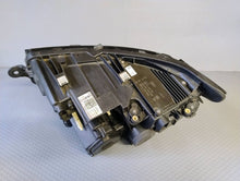 Laden Sie das Bild in den Galerie-Viewer, Frontscheinwerfer VW 7L1941036D Full LED Rechts Scheinwerfer Headlight SCH6471376534zg