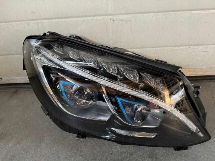 Frontscheinwerfer Mercedes-Benz W205 A2059063804 LED Rechts Headlight SCH6472605791mc