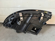 Laden Sie das Bild in den Galerie-Viewer, Frontscheinwerfer Mercedes-Benz W205 A2059063804 LED Rechts Headlight SCH6472605791mc